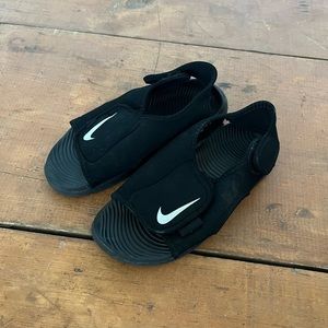 Nike adjustable sanders